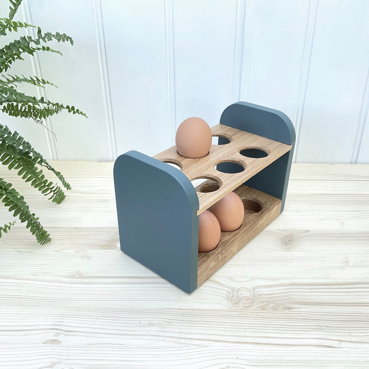 Kitchen counter top egg rack in oak with blue sides